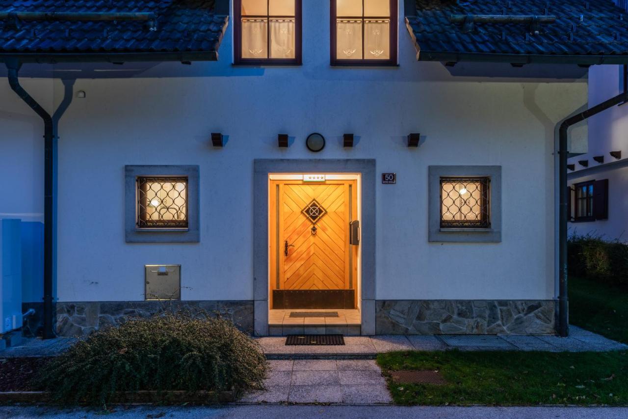 Apartmaji Potepuh クランスカゴーラ エクステリア 写真